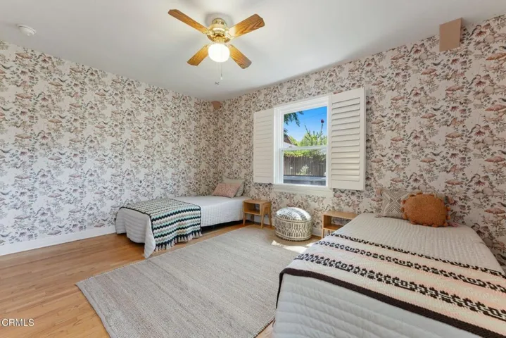 395 N Daisy Ave-32