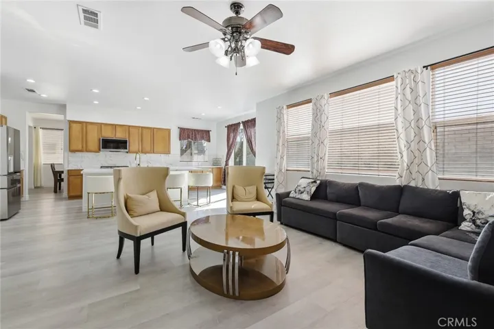 6864 Buchet Dr, Palmdale, California 93552