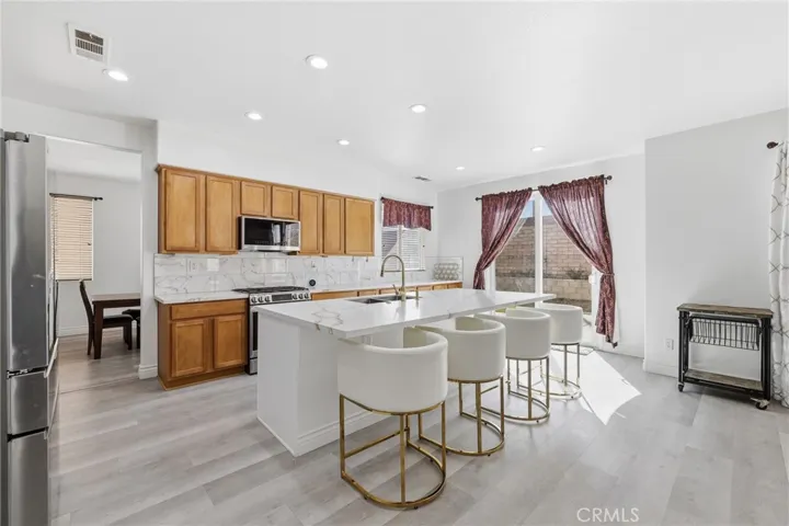 6864 Buchet Dr, Palmdale, California 93552