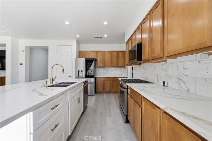 6864 Buchet Dr, Palmdale, California 93552