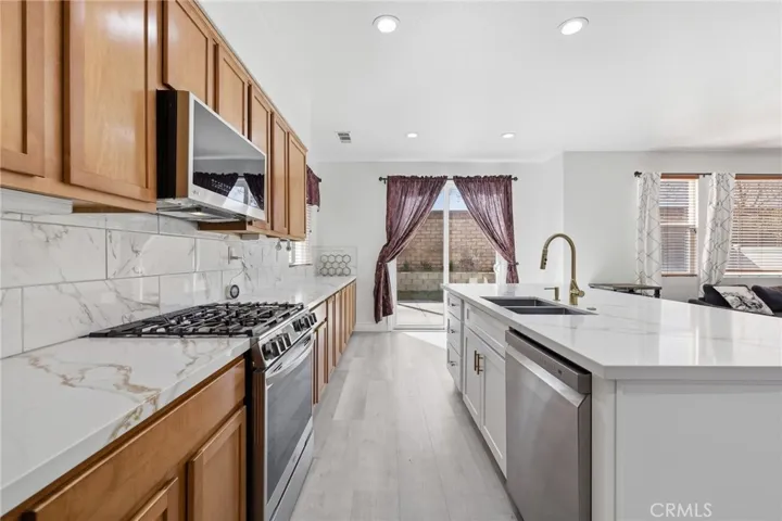 6864 Buchet Dr, Palmdale, California 93552