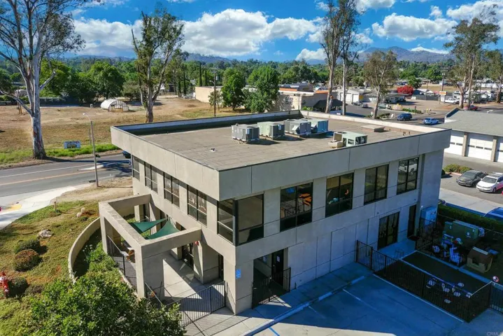 2291 Main Street, Ramona, California 92065