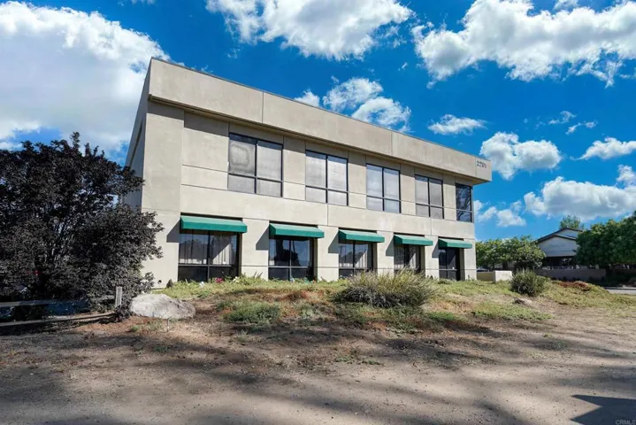2291 Main Street, Ramona, California 92065