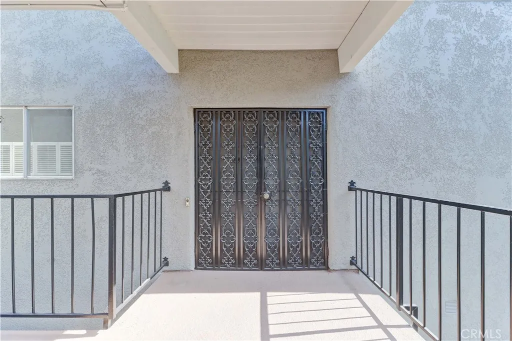 2404 Via Mariposa W 3d, Laguna Woods, California 92637 — photo 5