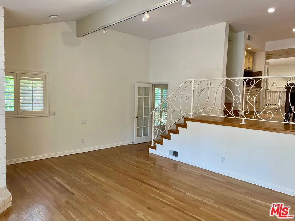 1586 Palisades Drive, Pacific Palisades, California 90272 — photo 5