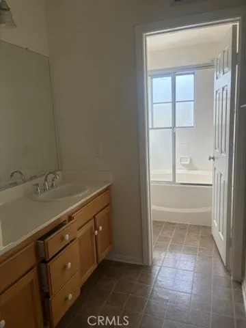 Upstairs hall bathroom