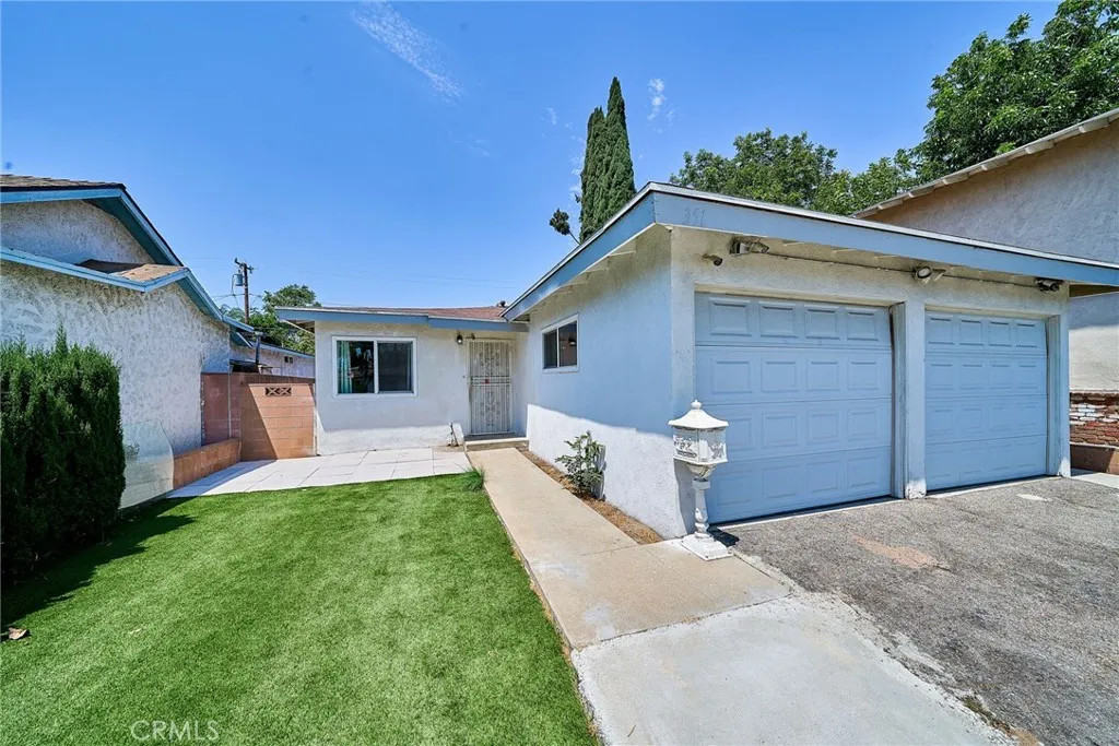351 E Marshall
