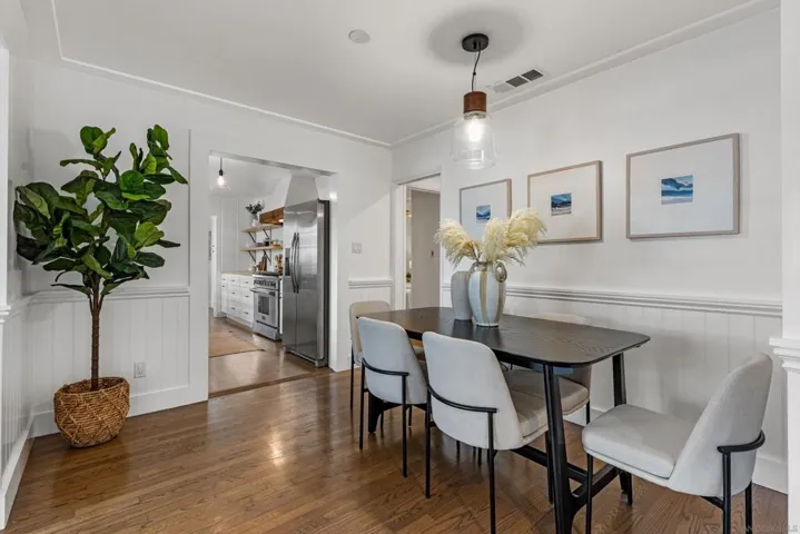 3853 Narragansett Ave., San Diego, California 92107