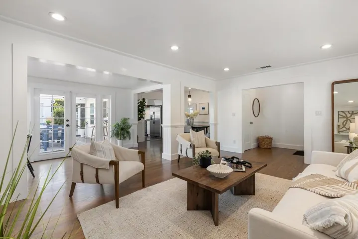 3853 Narragansett Ave., San Diego, California 92107