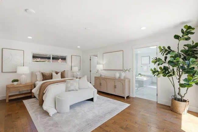 2155 Sterling Avenue, Menlo Park, California 94025