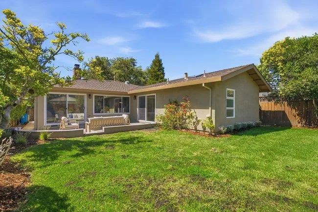 2155 Sterling Avenue, Menlo Park, California 94025