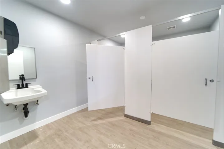 5500 S Santa Fe, Vernon, California 90058