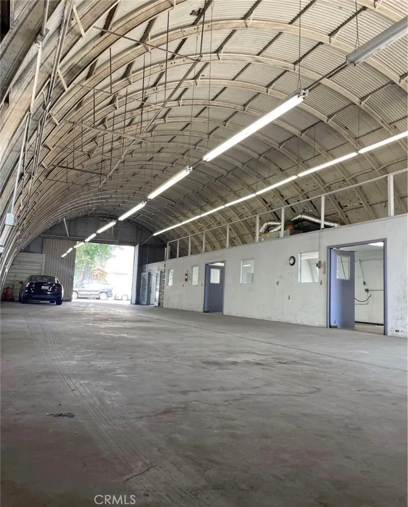 138 E Pomona