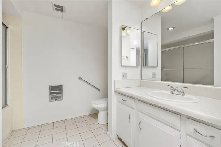 84 Calle Aragon P, Laguna Woods, California 92637