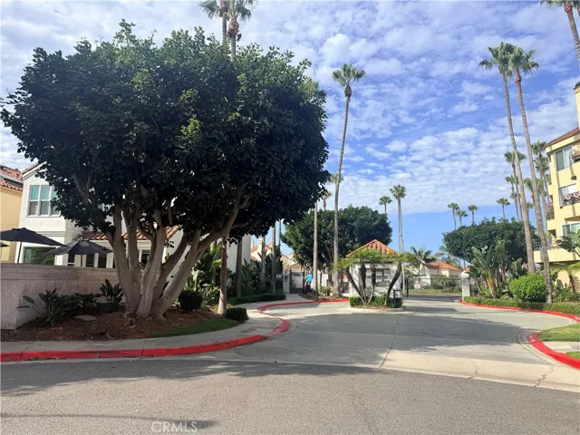 16291 Countess 213, Huntington Beach, California 92649