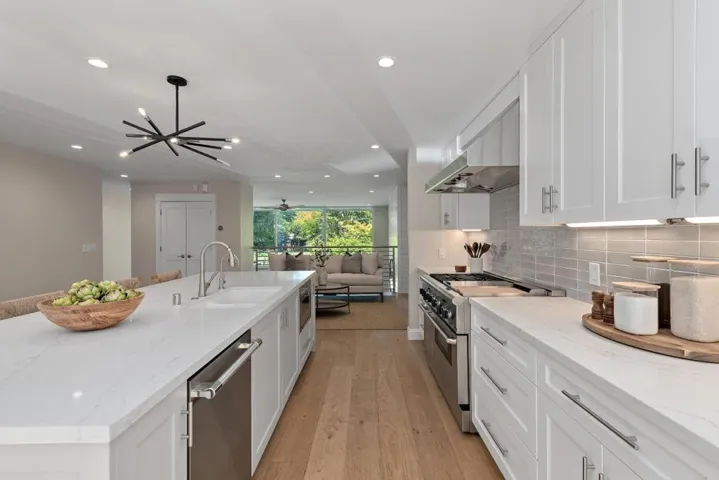 153 Stone Pine Lane, Menlo Park, California 94025
