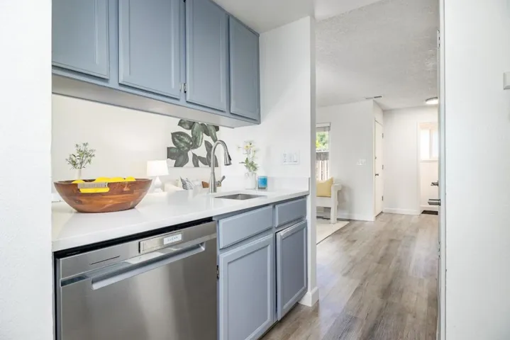220 Castillion Terrace, Santa Cruz, California 95060