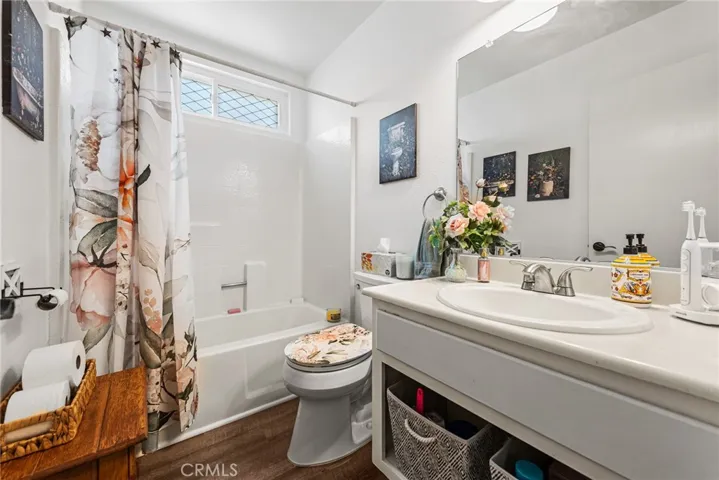 1974 Hooper, San Jacinto, California 92583