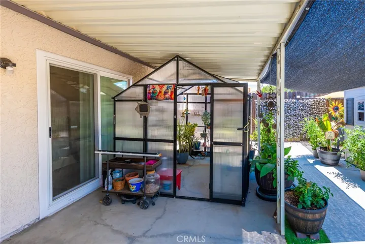 1974 Hooper, San Jacinto, California 92583
