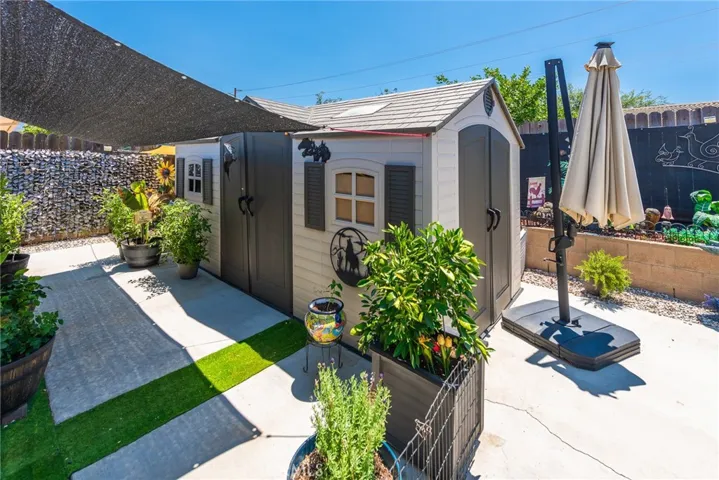 1974 Hooper, San Jacinto, California 92583