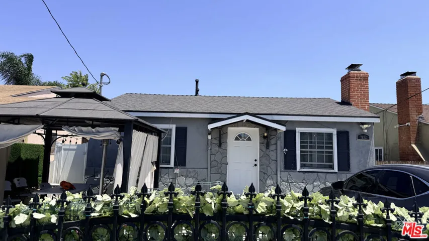 7822 Ferncola Avenue, Los Angeles, California 91352
