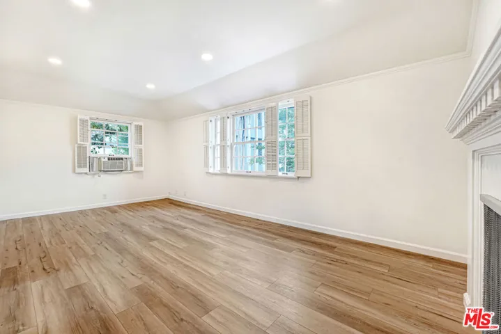 9965 Rear Durant Drive, Beverly Hills, California 90212