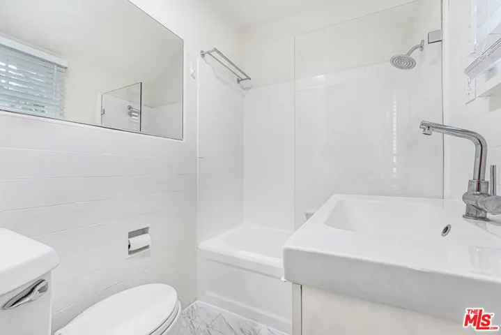 9965 Rear Durant Drive, Beverly Hills, California 90212