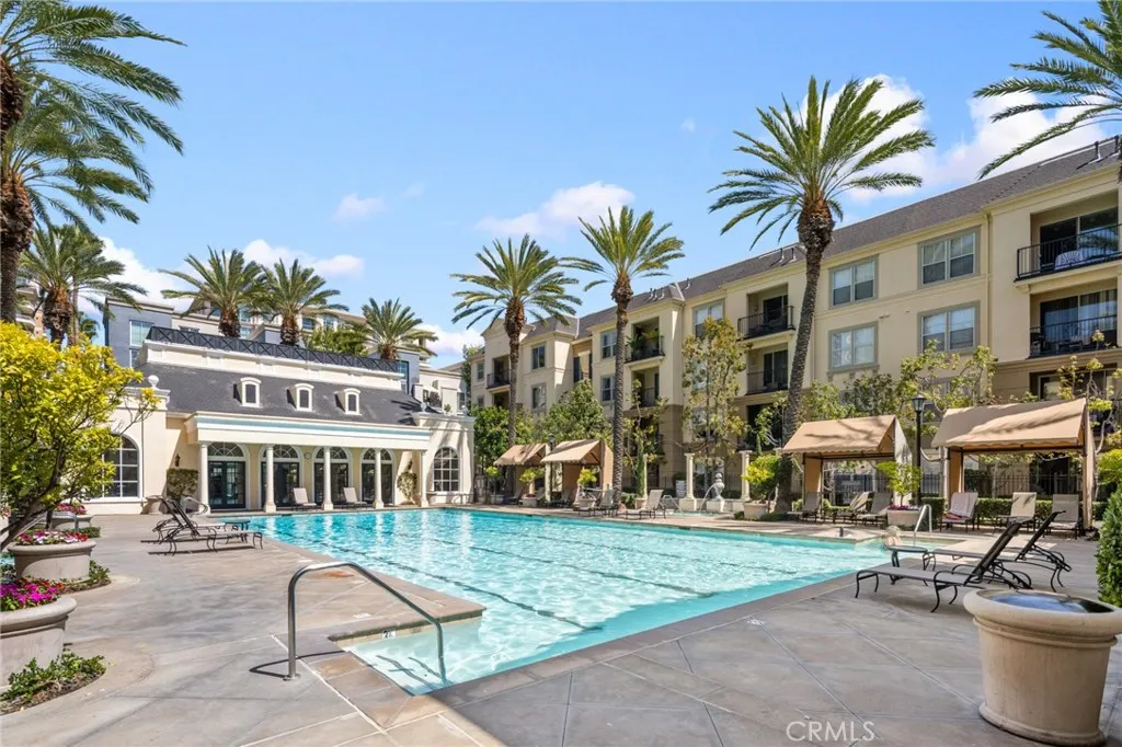HOA Amenity: Resort-style pools and spas.