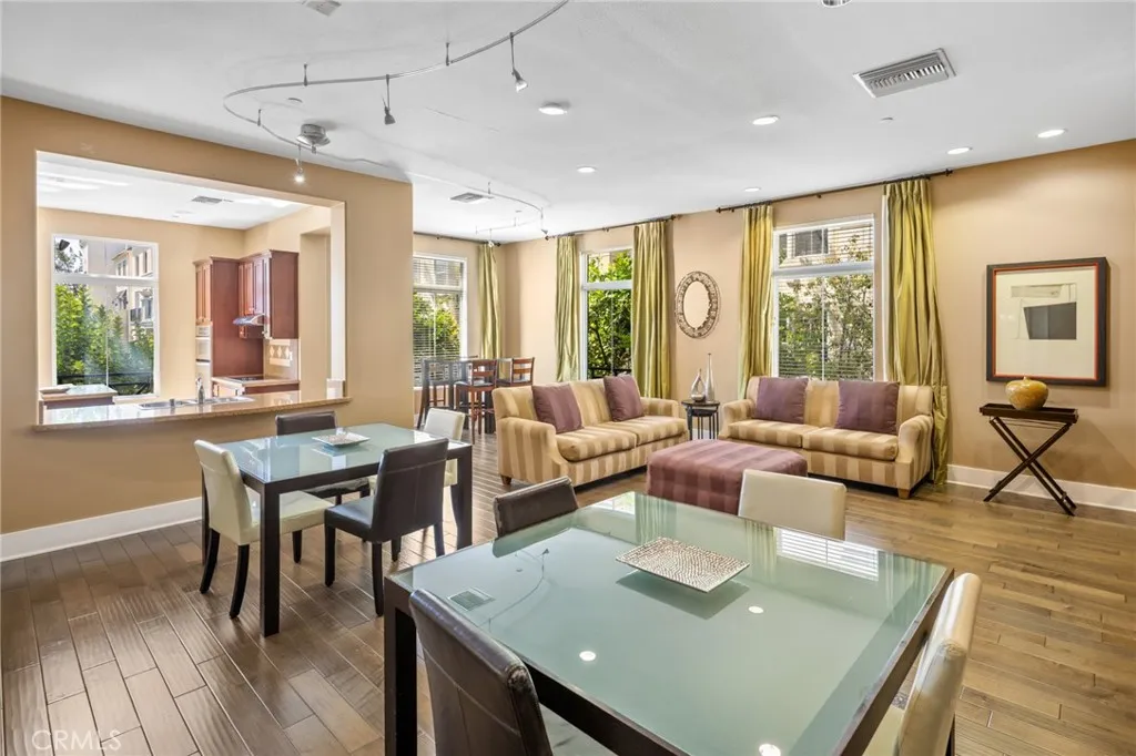 HOA Amenity: Clubhouse