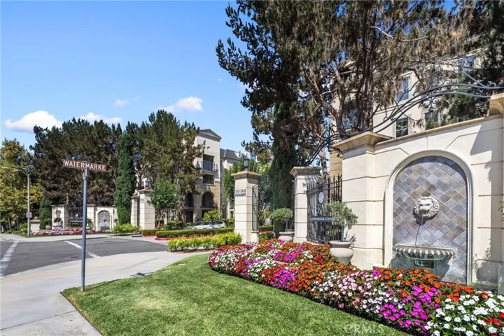  Prestigious, all-inclusive community of Watermarke.