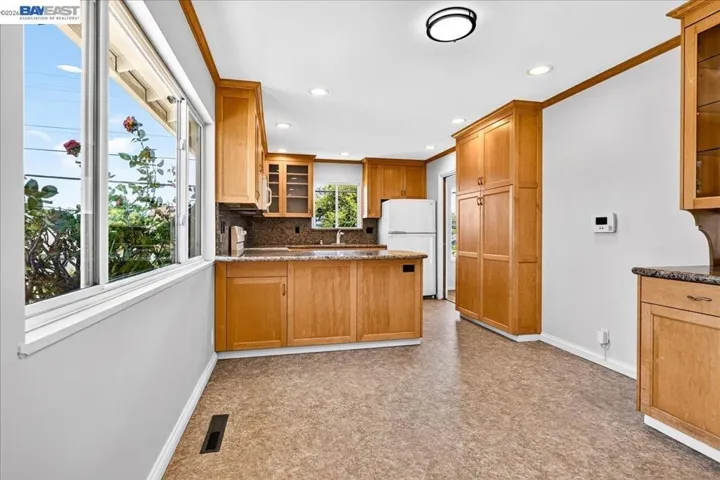 4516 Edwards Ln, Castro Valley, California 94546