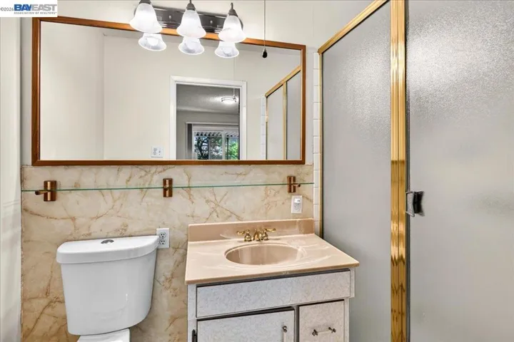4516 Edwards Ln, Castro Valley, California 94546