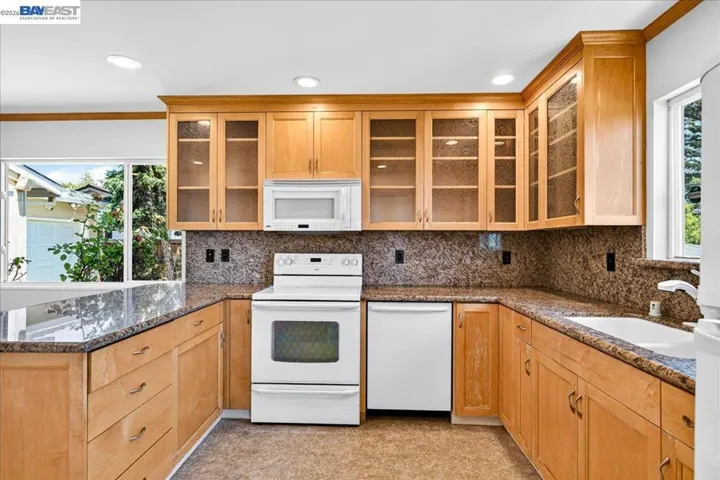 4516 Edwards Ln, Castro Valley, California 94546
