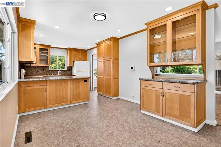 4516 Edwards Ln, Castro Valley, California 94546