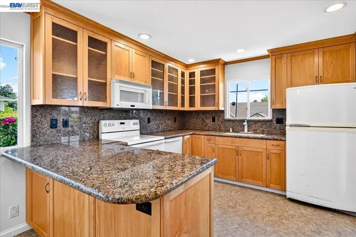 4516 Edwards Ln, Castro Valley, California 94546