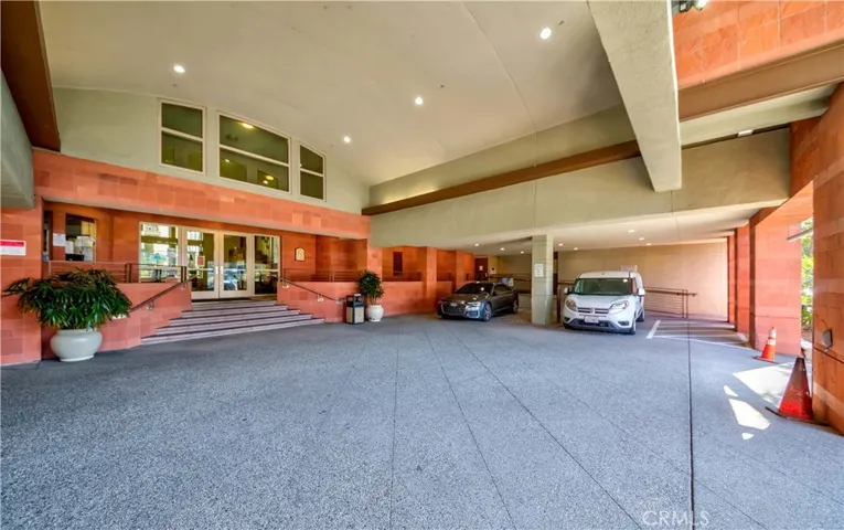 100 S Alameda, Los Angeles, California 90012