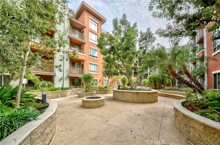 100 S Alameda, Los Angeles, California 90012