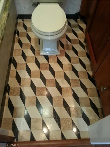 2nd bedroom flooring