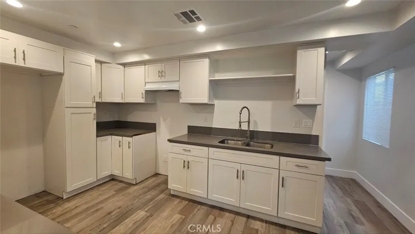 10962 1/2 Avalon, Los Angeles, California 90061