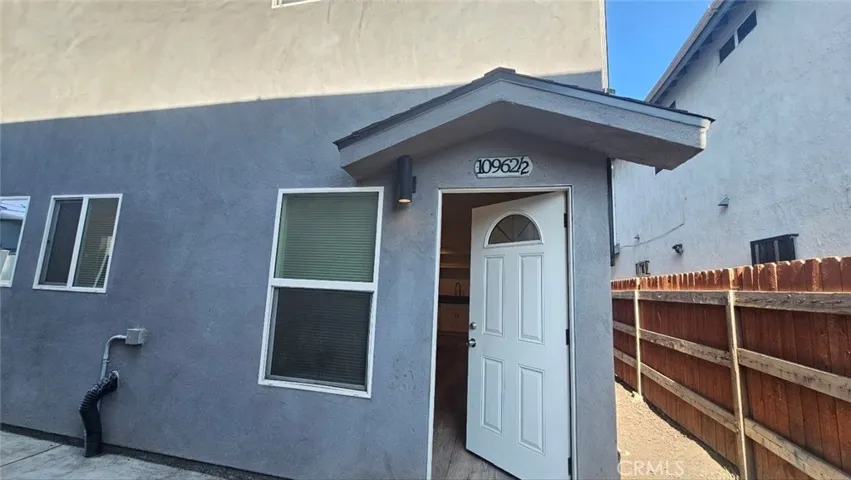10962 1/2 Avalon, Los Angeles, California 90061