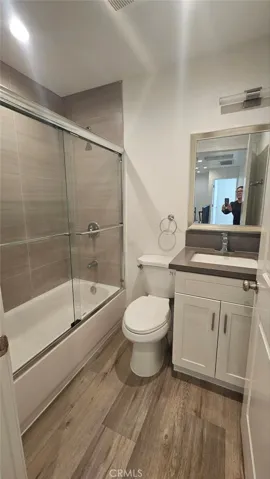 10962 1/2 Avalon, Los Angeles, California 90061