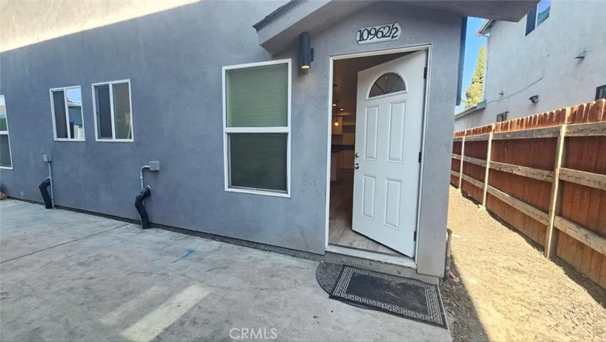 10962 1/2 Avalon, Los Angeles, California 90061