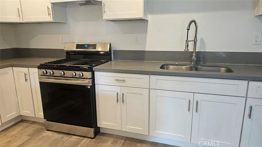10962 1/2 Avalon, Los Angeles, California 90061