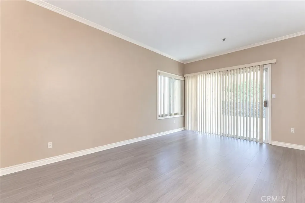 300 N El Molino Avenue 117, Pasadena, California 91101 — photo 5