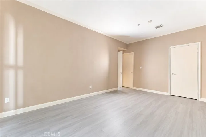 300 N El Molino Avenue 117, Pasadena, California 91101