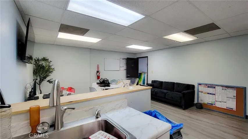 16519 Victor 350, Victorville, California 92395