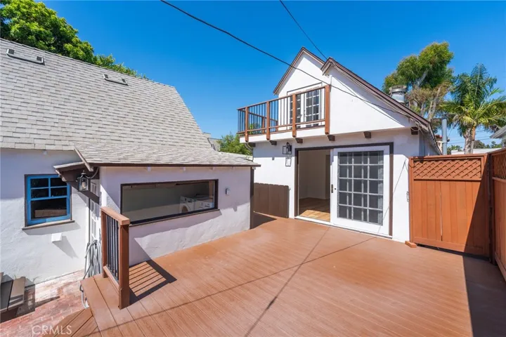 1305 Oak Avenue, Manhattan Beach, California 90266