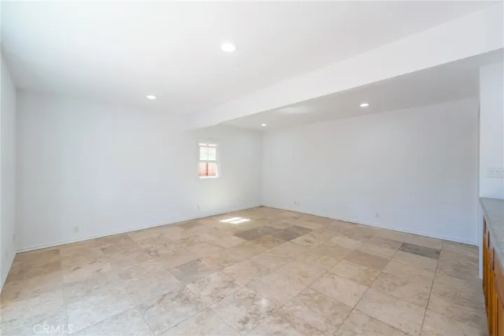 1305 Oak Avenue, Manhattan Beach, California 90266