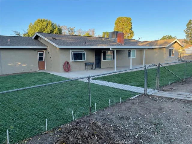 1192 Man O War, Norco, California 92860