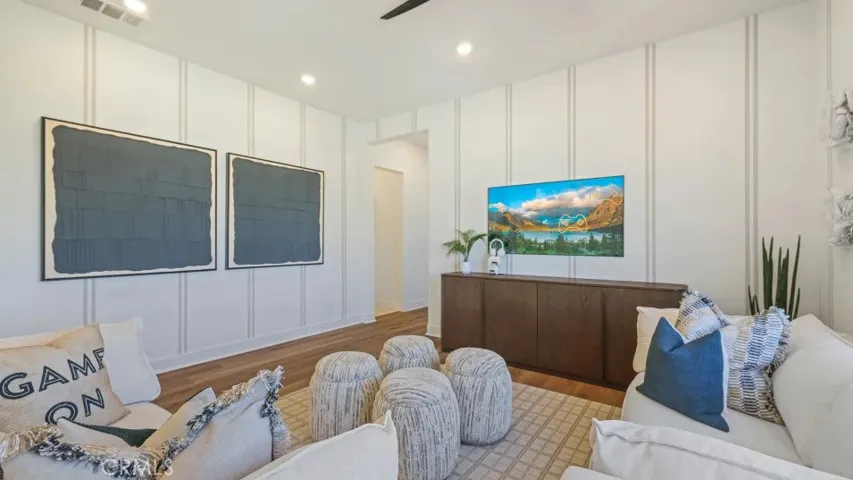 Photos shown are of model only- not actual homesite.